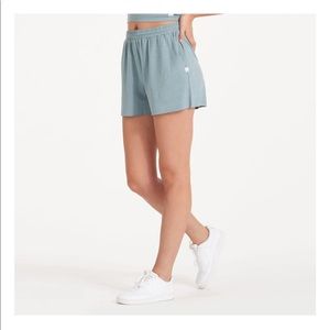 Vouri Boyfriend Short